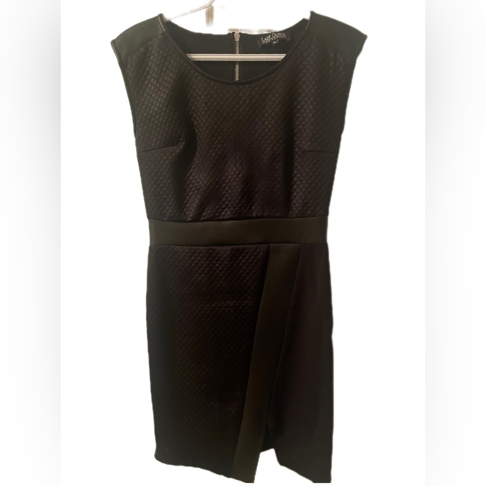 Lady Dutch LBD - faux leather & quilted detail